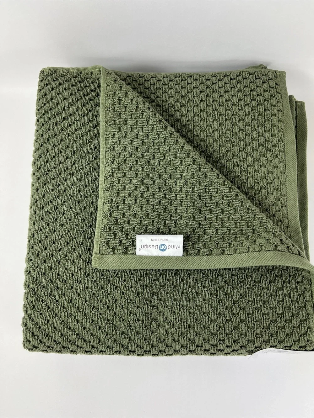 Mind On Design Olive Green Waffle Bath Towels Soft Cotton Set of 2 NEW